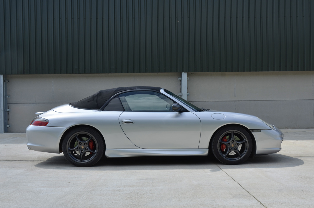 Porsche 911 996 Carrera 4 Cabriolet. gallery image 8