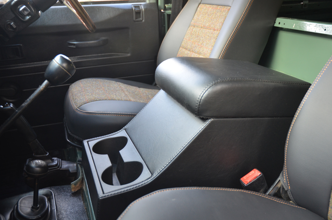 Land Rover Defender 90 - TD 5 gallery image 42