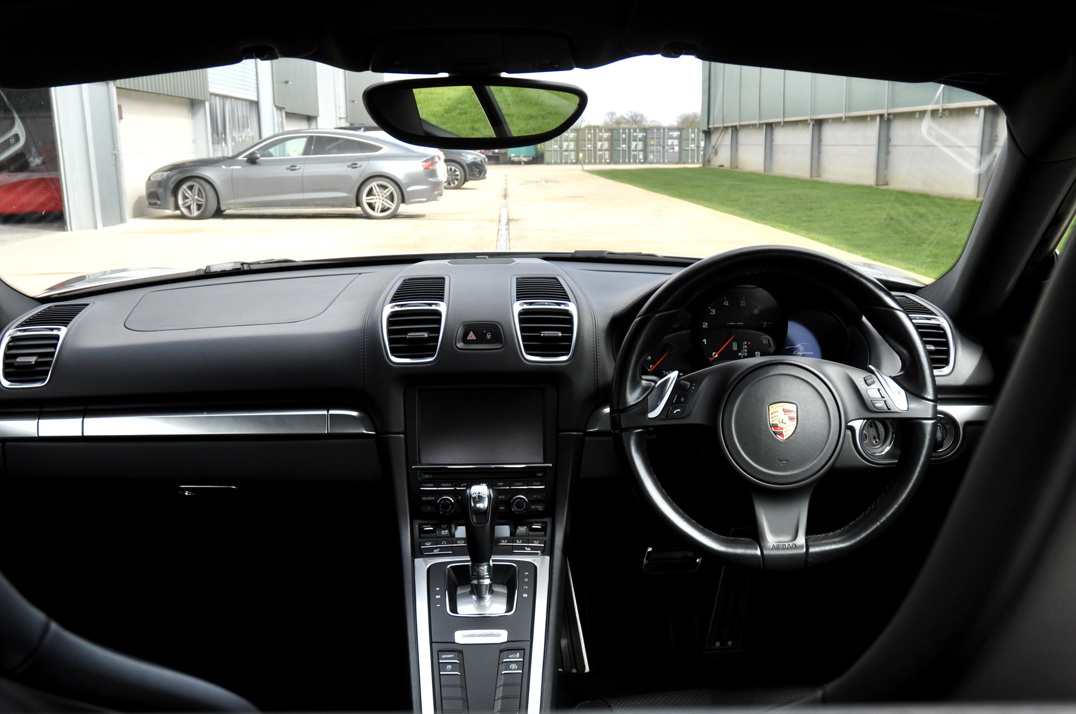 Porsche Cayman 2.7 PDK. gallery image 24