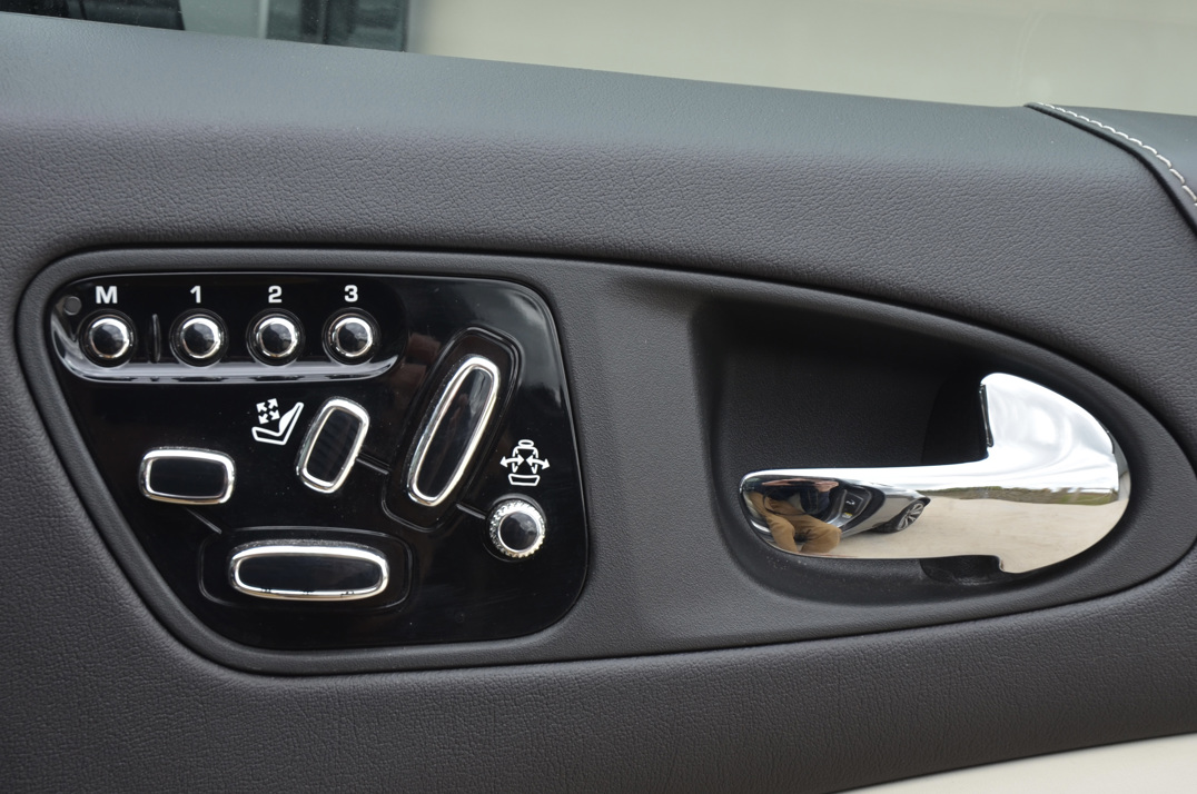 Jaguar XK 5.0 Portfolio Auto gallery image 42