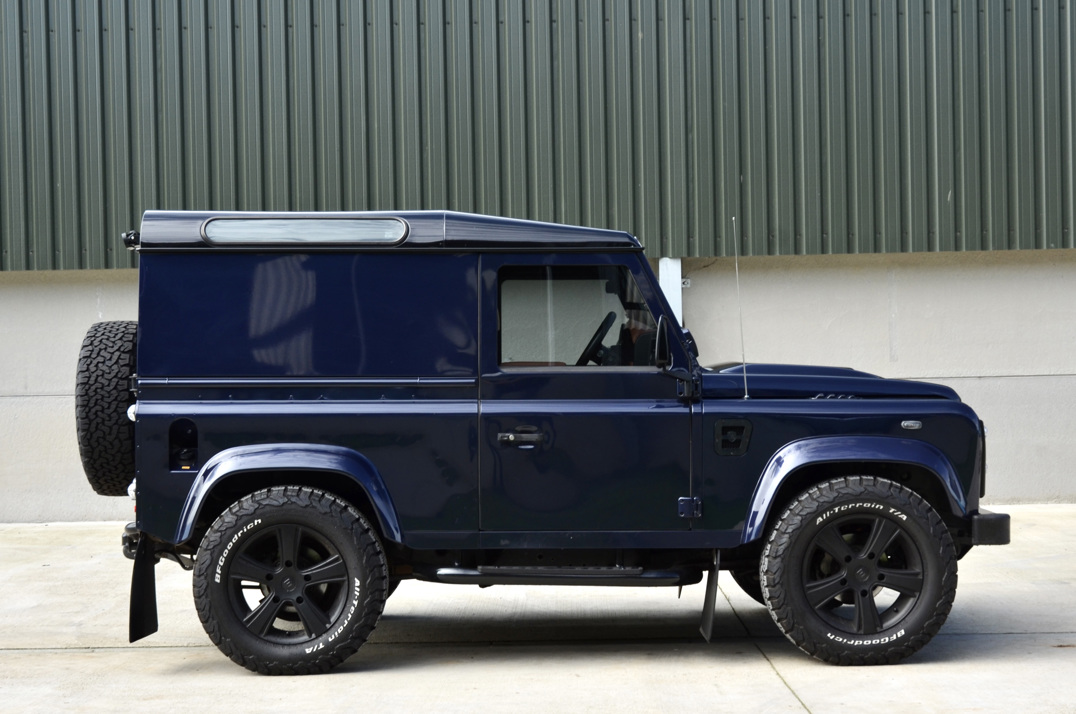 Land Rover Defender 90 XS Bespoke Edition. gallery image 5