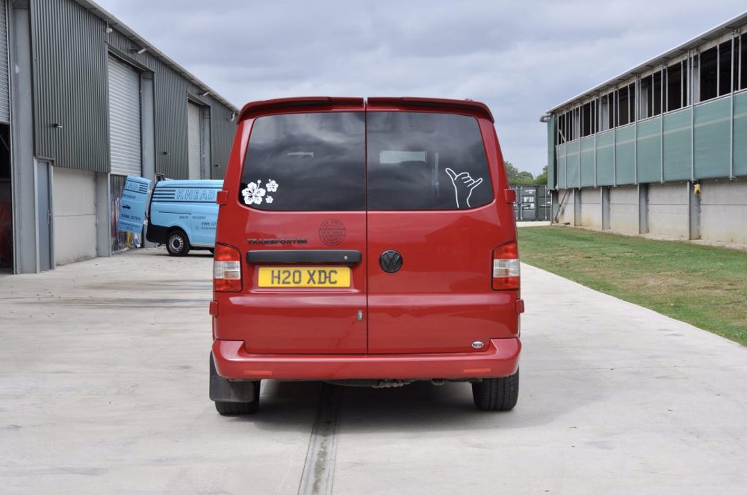 Volkswagen Transporter T5 LWB Auto Camper van. gallery image 8