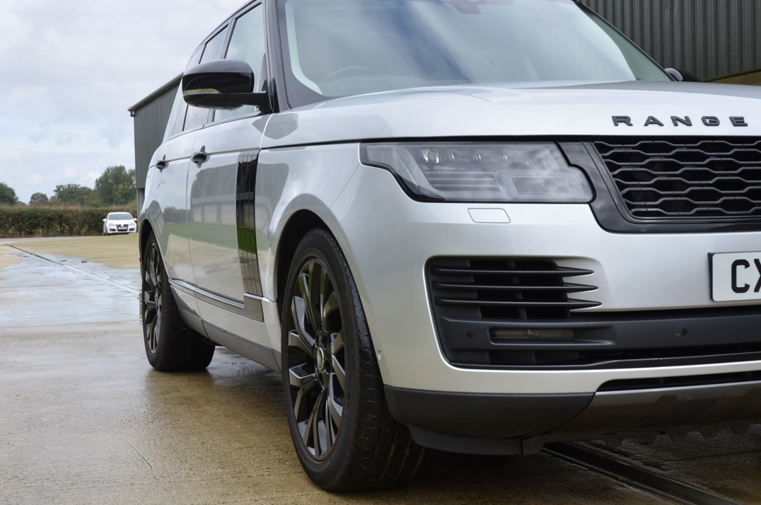 Land Rover Range Rover Autobiography   2.0 P400e gallery image 17