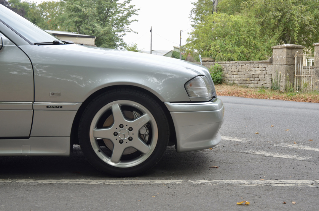 Mercedes C36 AMG W202 Saloon gallery image 17