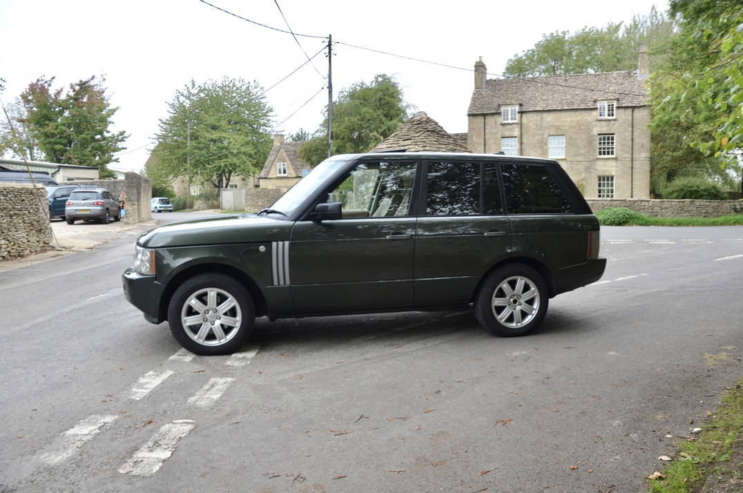 Land Rover Range Rover Vogue TDV8 gallery image 11
