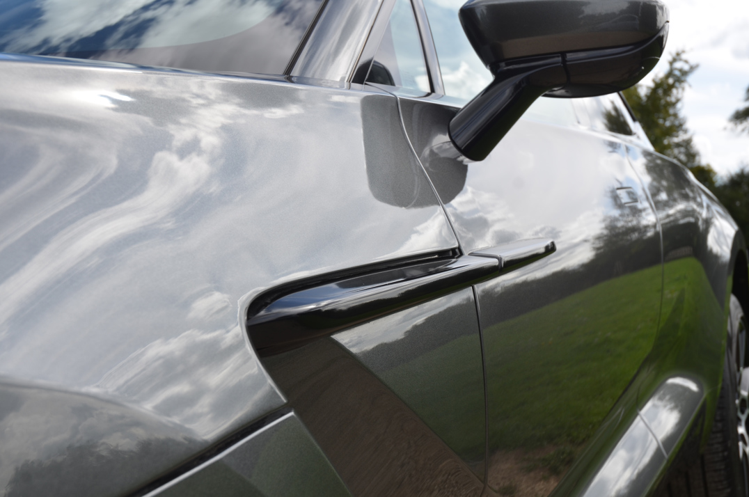 Aston Martin DBX 4.0 V8. gallery image 23