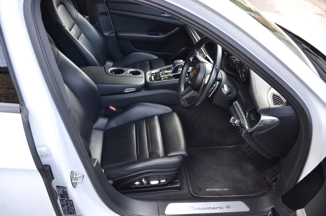 Porsche Panamera 2.9 V6 E-Hybrid 17.9KW Gen 2.2 gallery image 32