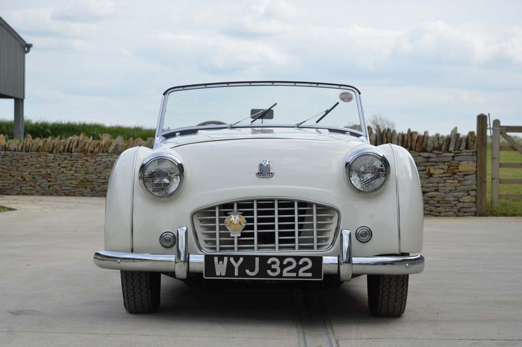 Triumph TR3. gallery image 3