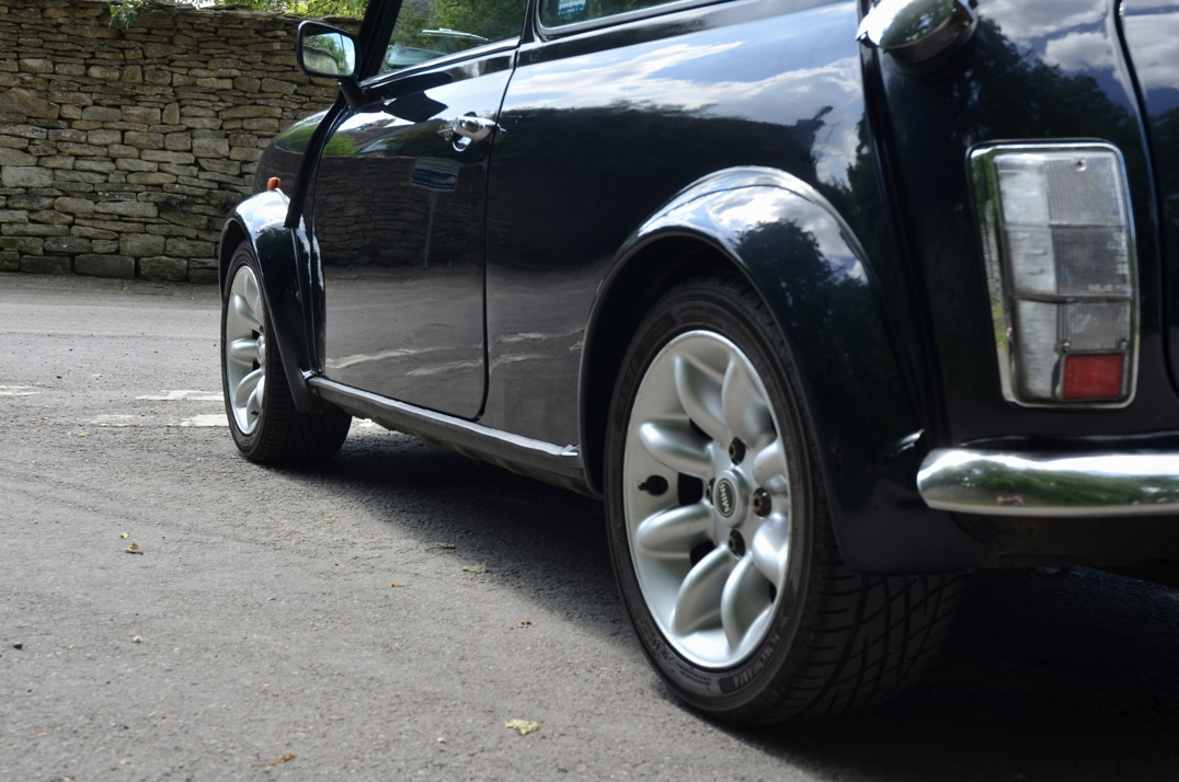 Austin Mini 1.3I gallery image 11
