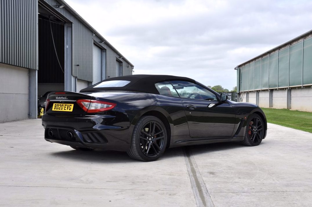 Maserati Grancabrio Nerissimo V8 MC Shift gallery image 2