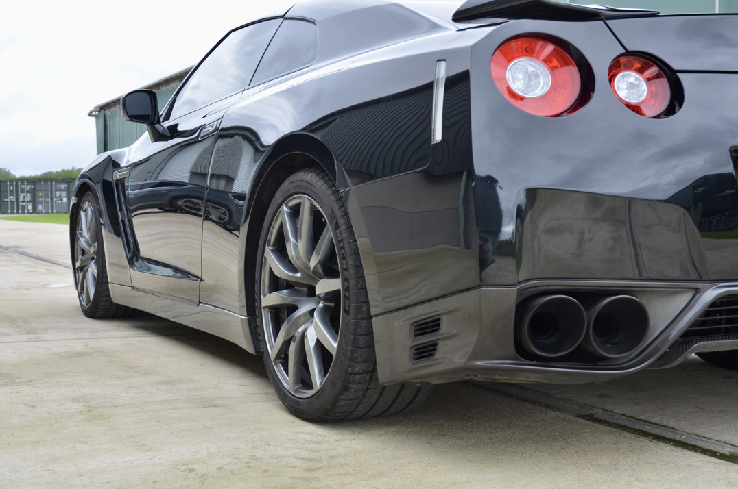 Nissan GTR Recaro Edition - Litchfield 4.25 Tune gallery image 12