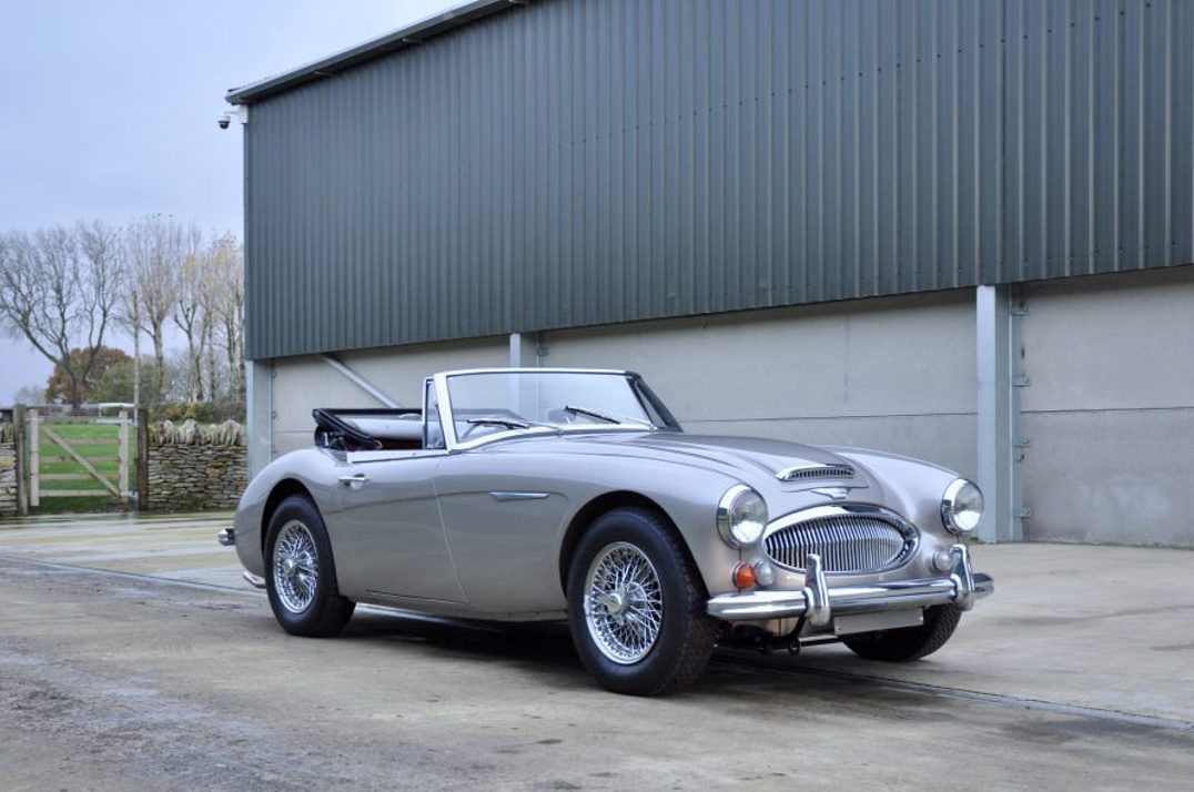 Austin Healey 3000 MIII BJ8 Convertible gallery image 12