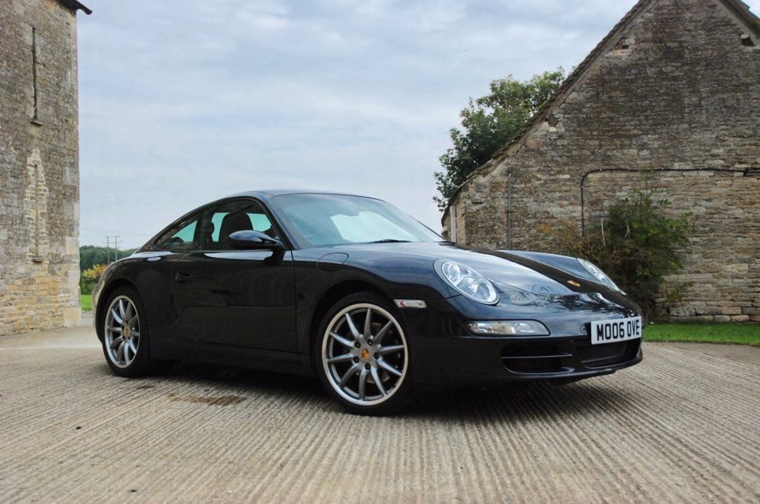 2006 Porsche 911 3.6 Carrera 4 gallery image 1