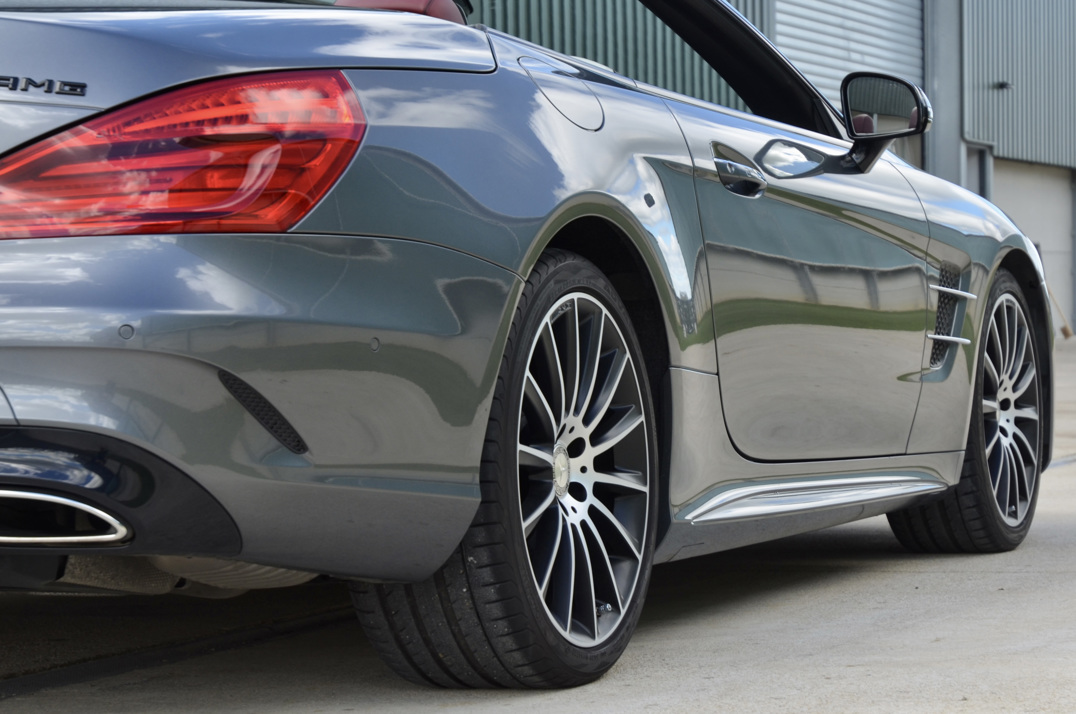 Mercedes SL500 AMG Roadster gallery image 22