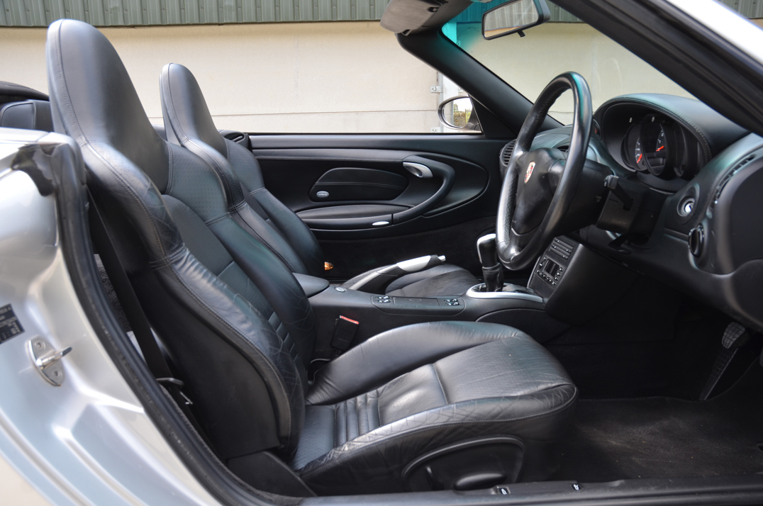 Porsche 911 996 Carrera 4 Cabriolet. gallery image 28