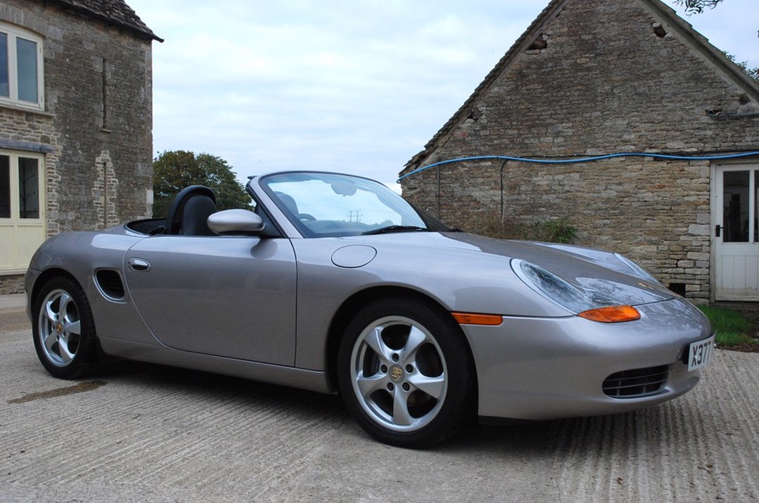Porsche Boxster 2.7 gallery image 1