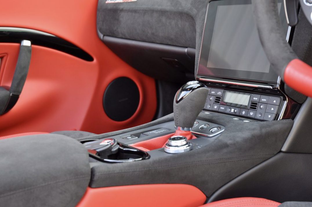 Maserati Grancabrio Nerissimo V8 MC Shift gallery image 16