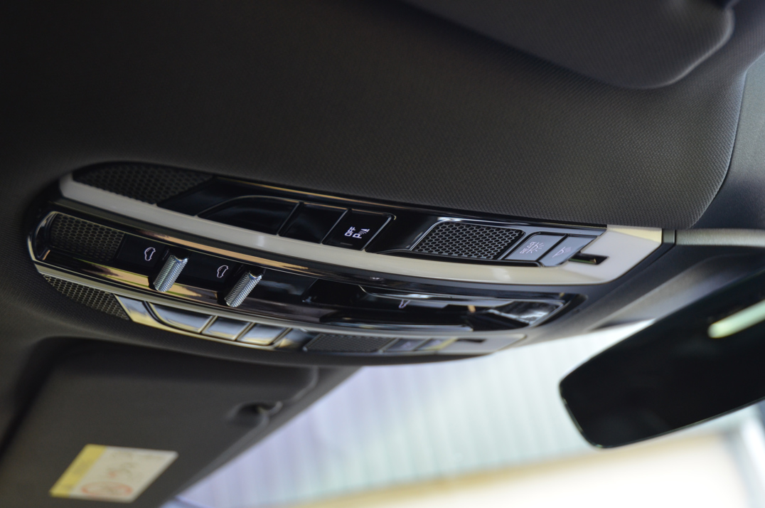 Porsche Panamera 4 V6 Sport Turismo 5dr Petrol Plug-in Hybrid PDK 4WD. gallery image 55