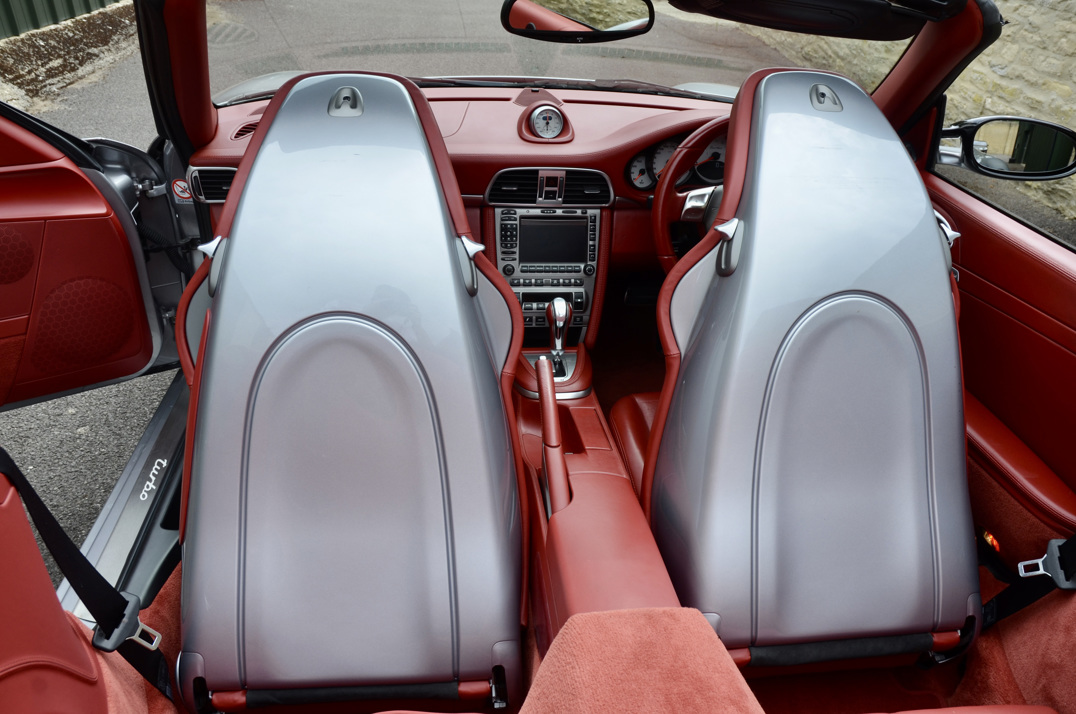 Porsche 911 Turbo Cabriolet Tip-Tronic gallery image 45